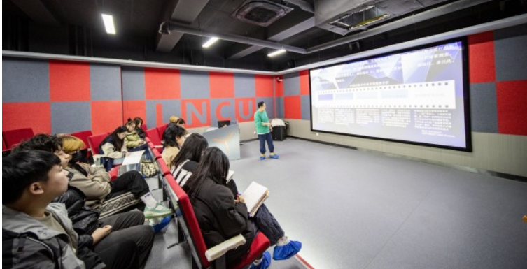 抓常规、促提升——乐鱼官网手机网页版开展新学期期初教学检查工作